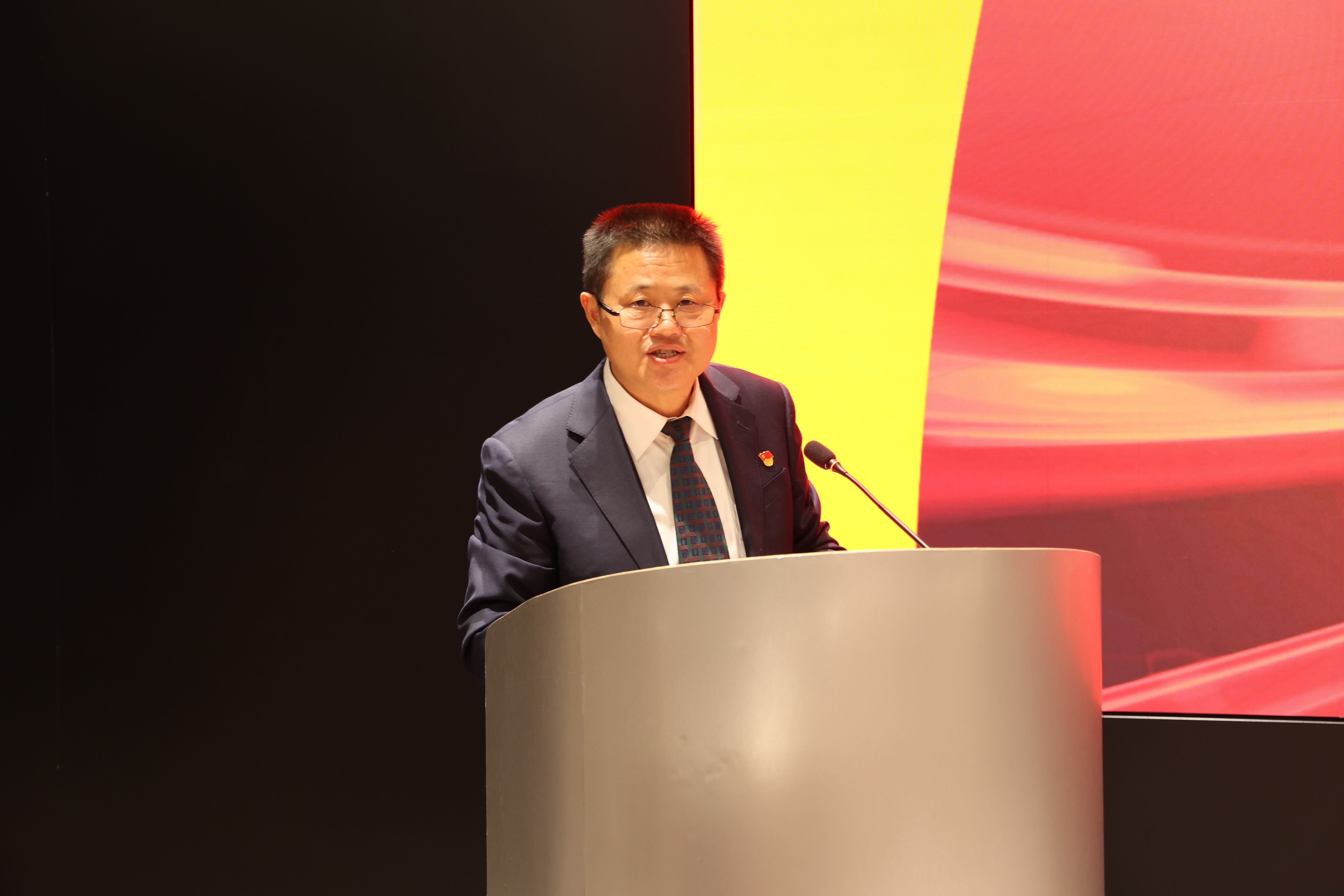 超凡国际